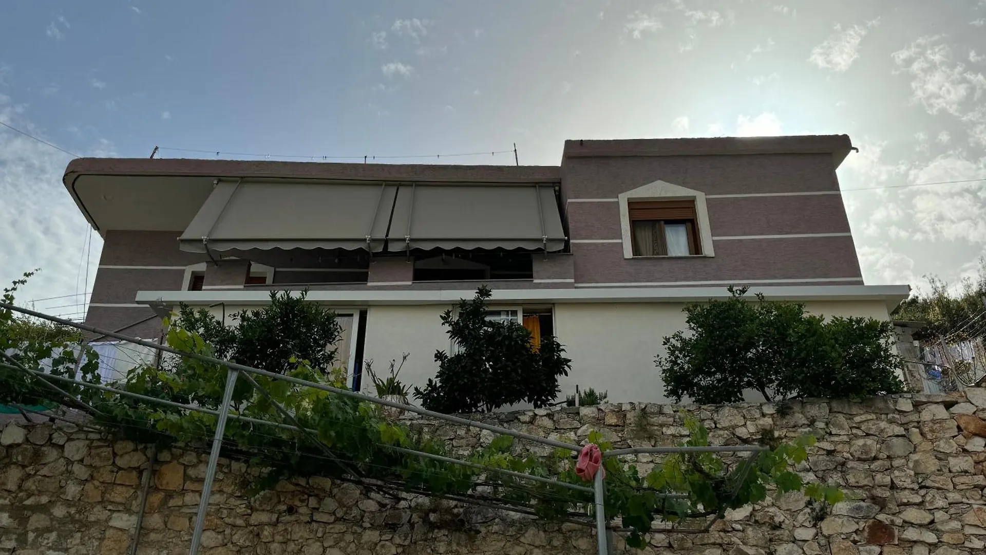 Geni Villa Sarande Albania